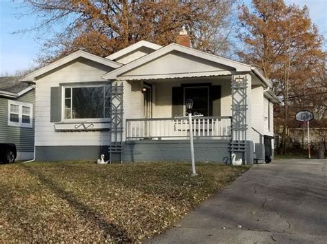 Home is currently vacant and getting a few more upgrades which includes all new. . Houses for rent decatur il